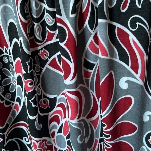 Bohemian Sleeveless Blouse Top - Picture 3 of 11